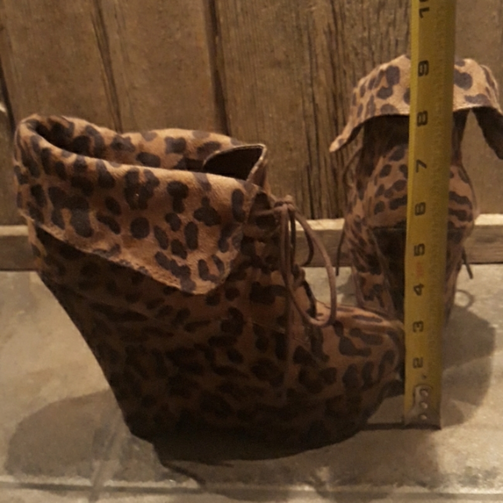 Leopard print booties - Picture 4 of 7